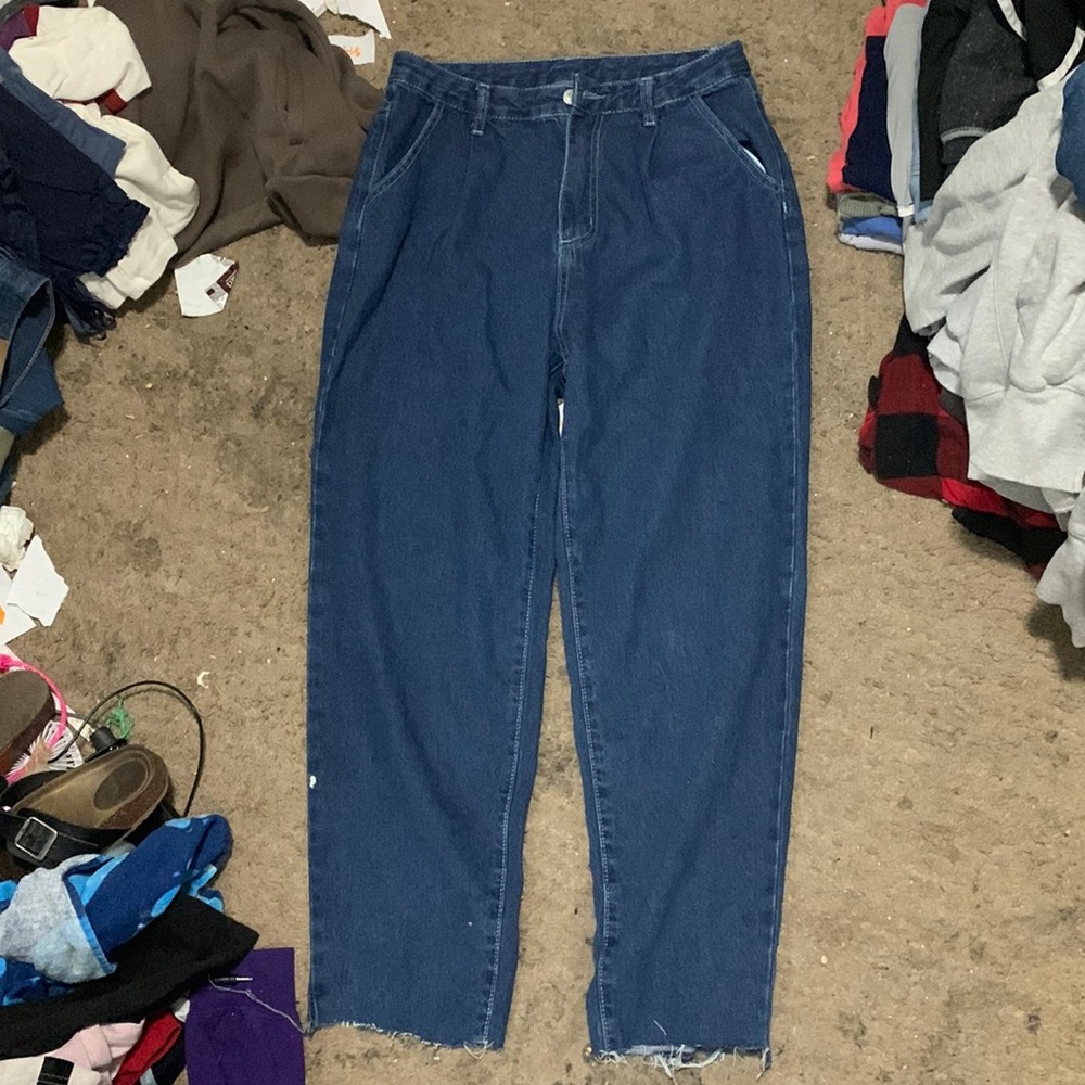 baggy jeans